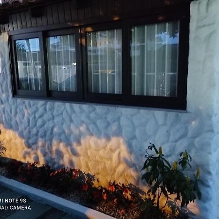 Apartamento Inteiro Dois Quartos Melhor Localizacao Pes Na Areia Florianopolis Luaran gambar