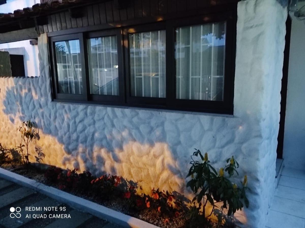 Apartamento Inteiro Dois Quartos Melhor Localizacao Pes Na Areia Florianopolis Luaran gambar